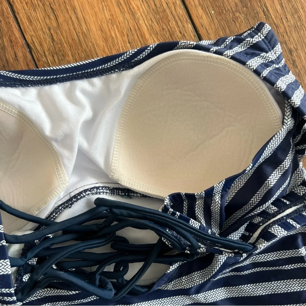 Merona Navy Blue Full Coverage One Piece Swimsuit Lace Back Medium Swim Suit M